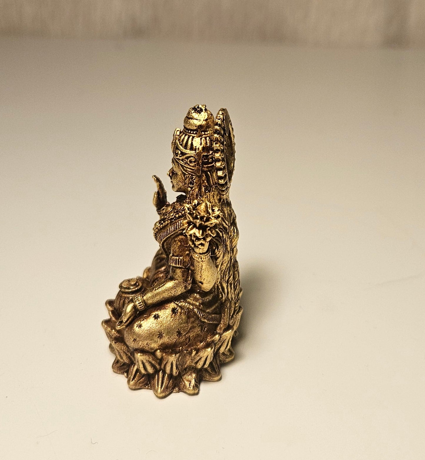 Lakšmi statuetė aukštis 6 cm