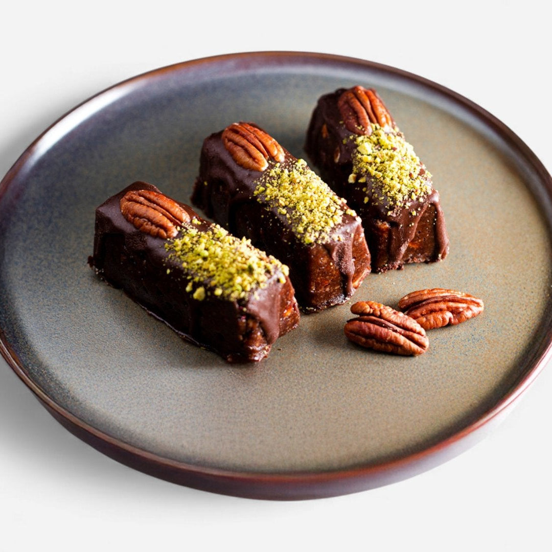 Pea flour candy “LADDU”, 1 pc.
