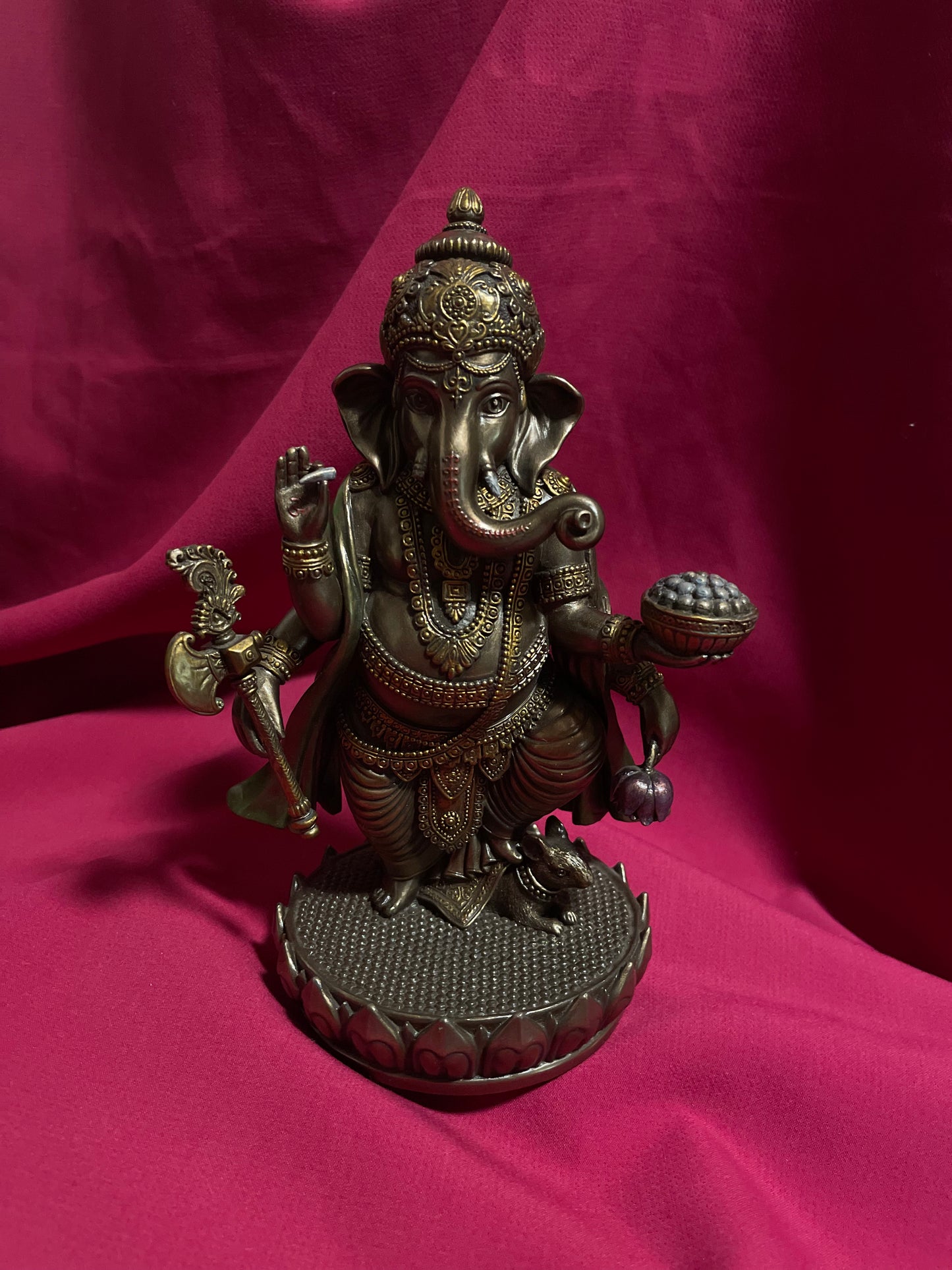Ganesha statuette