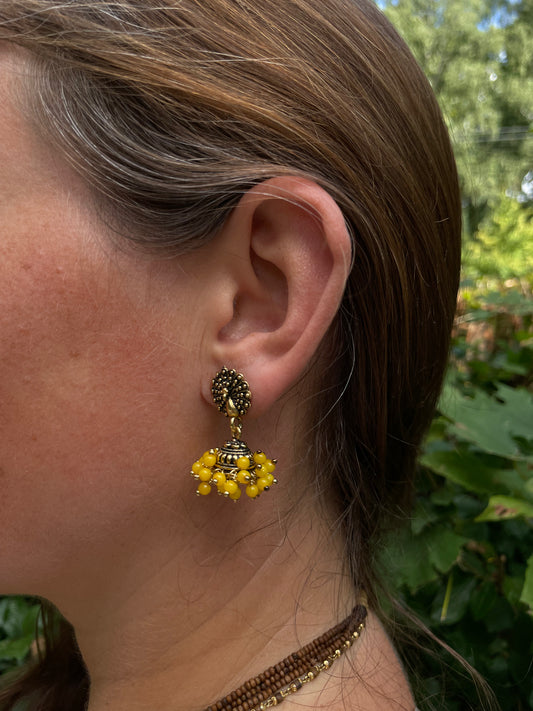 Jhumka auskarai - varpelio formos auskarai